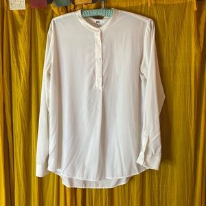 Uniqlo white button up top. Size medium. Long sleeves but can make them 3/4.